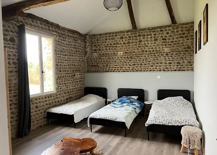 Сasa de vacaciones La Parenthese De Saint Esselin 2 Larreule